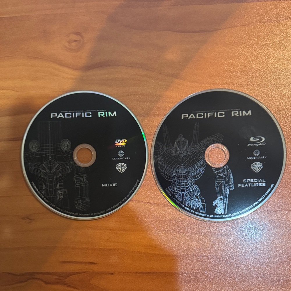 Pacific Rim Blu-Ray Disc - Picture 4 of 6